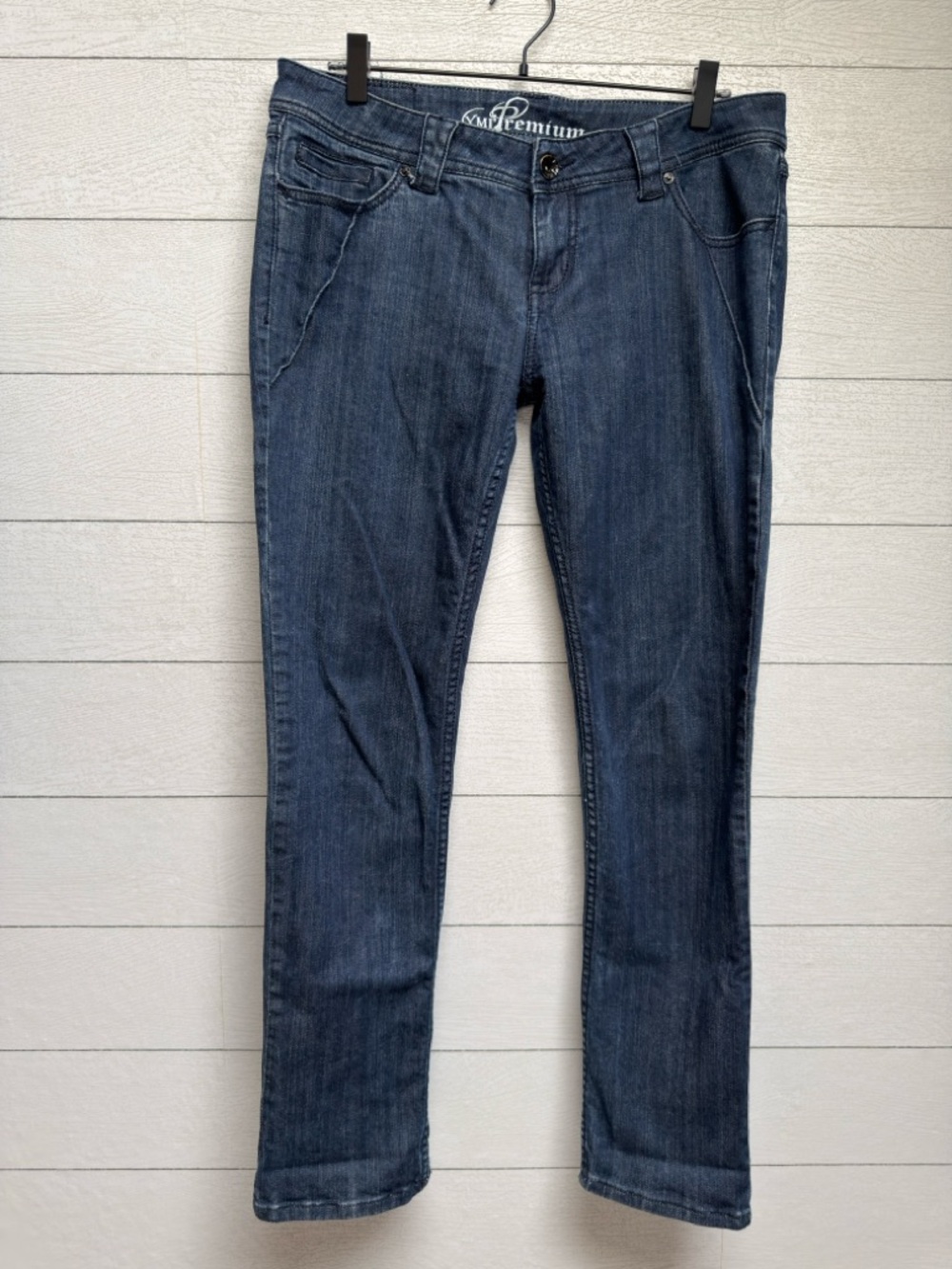 YMI Premium Dark Wash Low Rise Straight Leg Stretch Jeans Flap Pocket Size 13